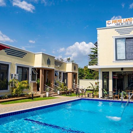Primeland Hotel Моші Екстер'єр фото