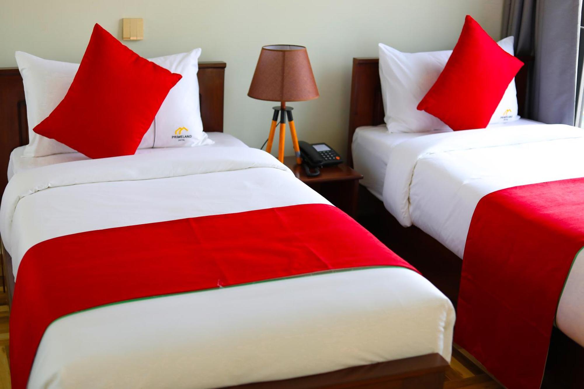 Primeland Hotel Моші Екстер'єр фото