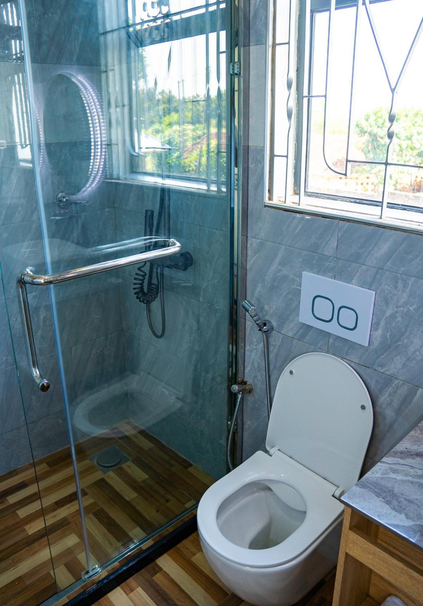 Primeland Hotel Моші Екстер'єр фото