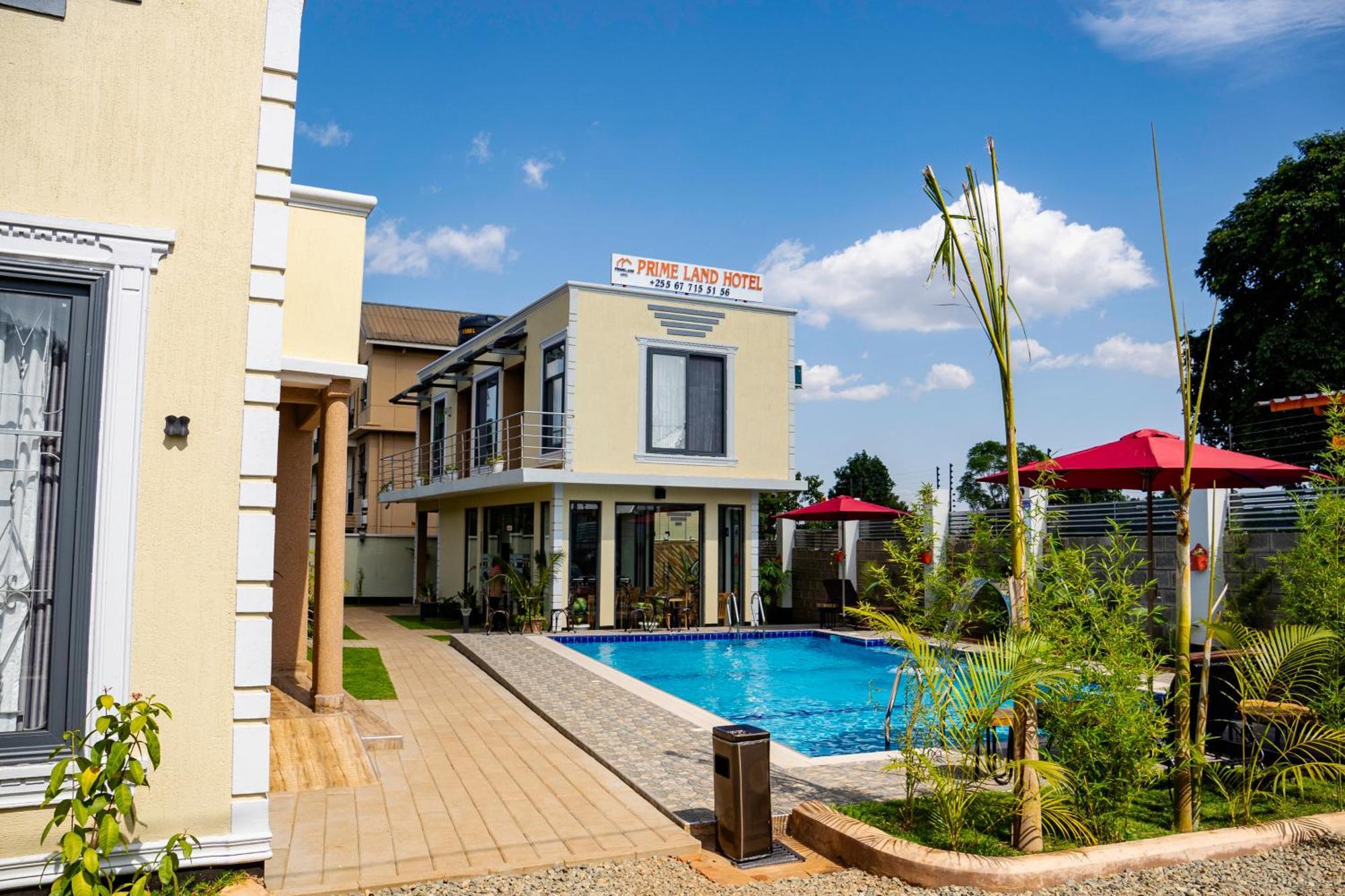 Primeland Hotel Моші Екстер'єр фото